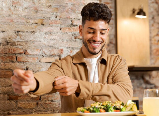 Student Tiffins in Toronto